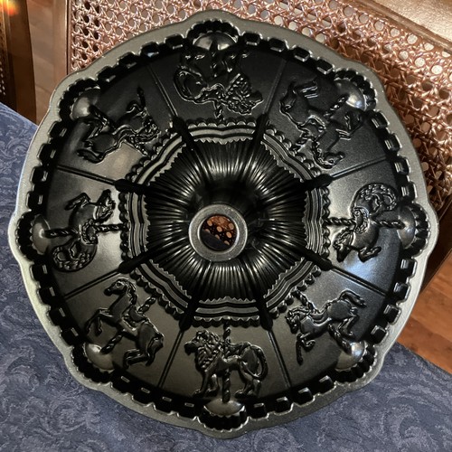 Nordic ware carousel bundt pan - nordic,